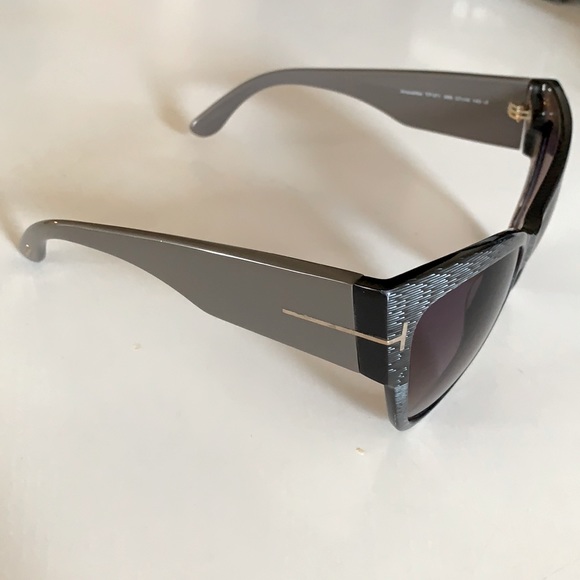 Tom Ford Anoushka’s ! Like New. Authentic! - Picture 2 of 4